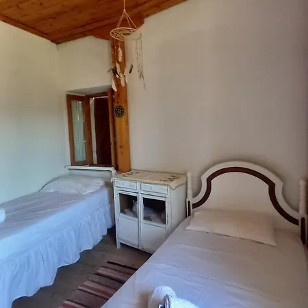 Methira Lefkada * Spanokhorion